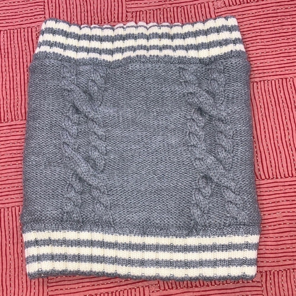 lululemon athletica merino wool blend Gray knit infinity Scarf